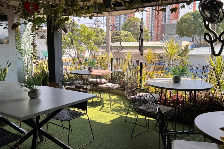 salon-de-eventos-terraza-empresariales-o-familiares-hotel-de-leon